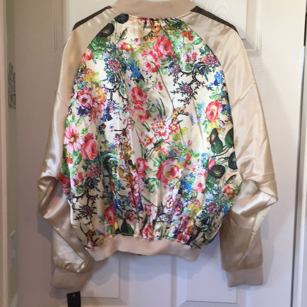 Bomber Jacket - Picture 3 of 8